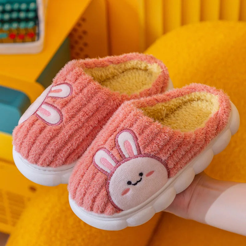Lindas zapatillas de algodón para niños de invierno