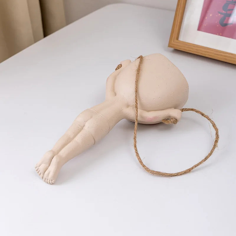 Jarrón creativo decorativo de muñeca gimnasta.