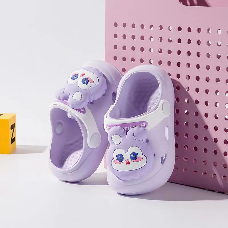 Zapatillas de interior antideslizantes y suaves.